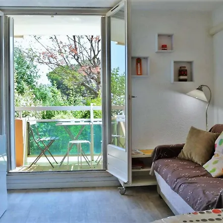 Bormes-les-mimosas, 2 Pieces, 4 Personnes - Fr-1-251-278